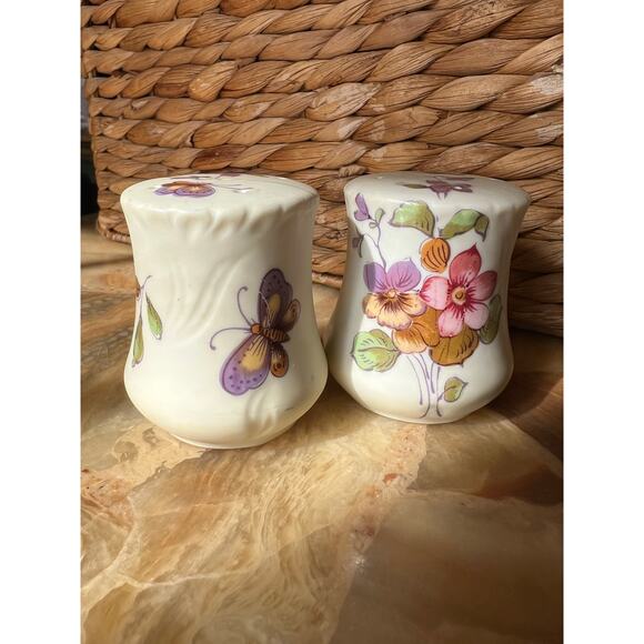 Pansie and Butterfly Lefton S&P - Picture 4 of 7